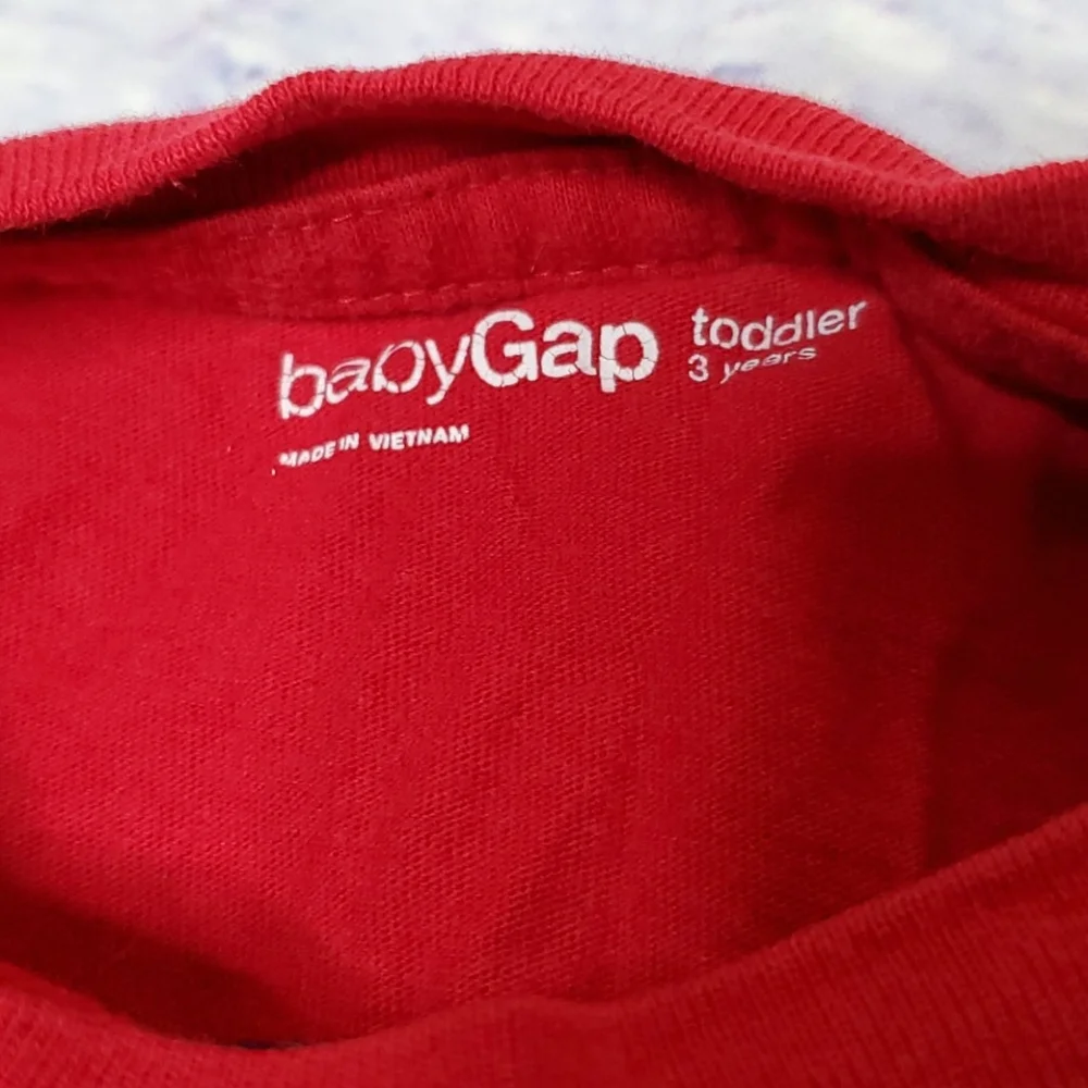 Kid's GAP Logo Graphic Long Sleeve Tshirt